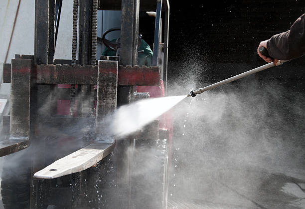 Best Commercial Pressure Washing  in Chillicothe, MO